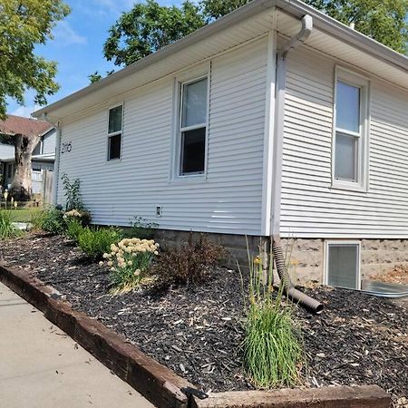 Cute Cottage-2 Min From Downtown Lincoln Exterior photo