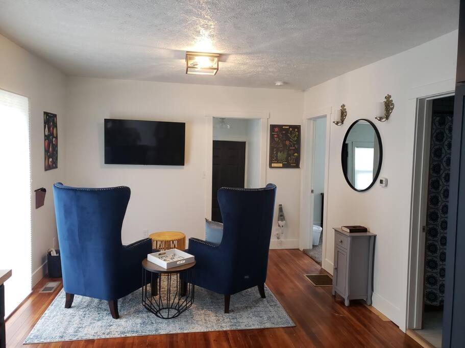 Cute Cottage-2 Min From Downtown Lincoln Exterior photo