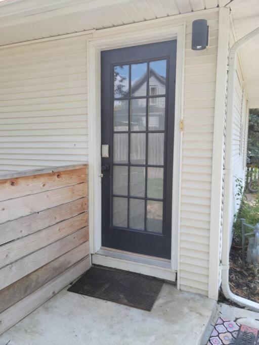 Cute Cottage-2 Min From Downtown Lincoln Exterior photo